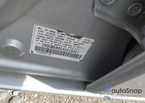 2004 Honda Accord 2.4 Ex из США, поврежденный, VIN 1HGCM56604A029963